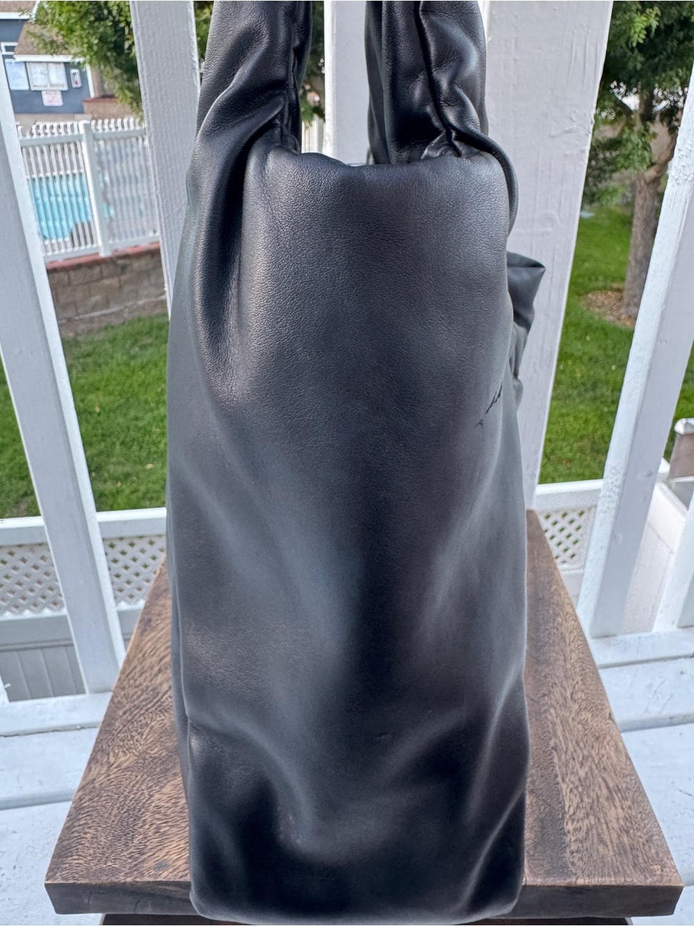Stella McCartney Black Padded Circular Logo Shoulder Bag - Picture 12 of 16